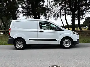 Used 2020 Ford Transit Courier Leader L1 White - Interior and Exterior details 4
