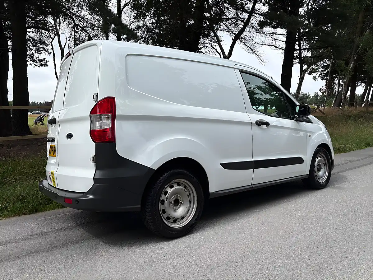 Used 2020 Ford Transit Courier Leader L1 White - Interior and Exterior details 6