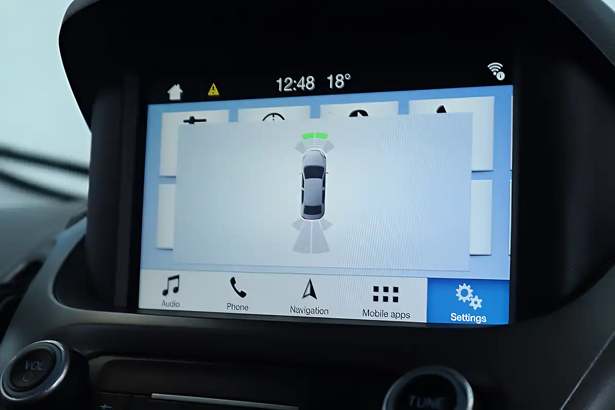 Used 2020 Ford Transit Courier Limited Blue - Interior and Exterior details 18