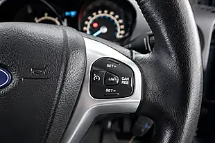 Used 2020 Ford Transit Courier Limited Blue - Interior and Exterior details 6
