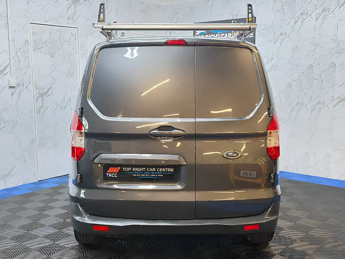 Used 2020 Ford Transit Courier Limited L1 Grey - Interior and Exterior details 4