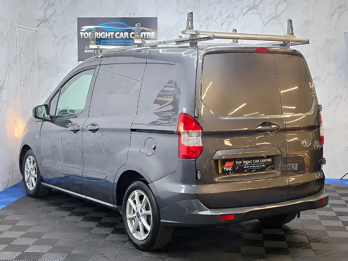 Used 2020 Ford Transit Courier Limited L1 Grey - Interior and Exterior details 6