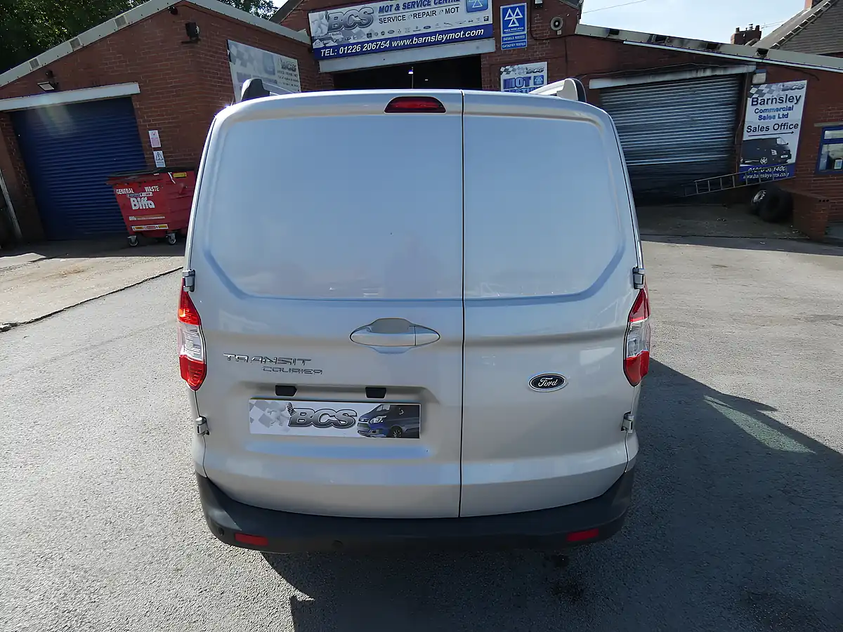 Used 2020 Ford Transit Courier Limited Silver - Interior and Exterior details 13