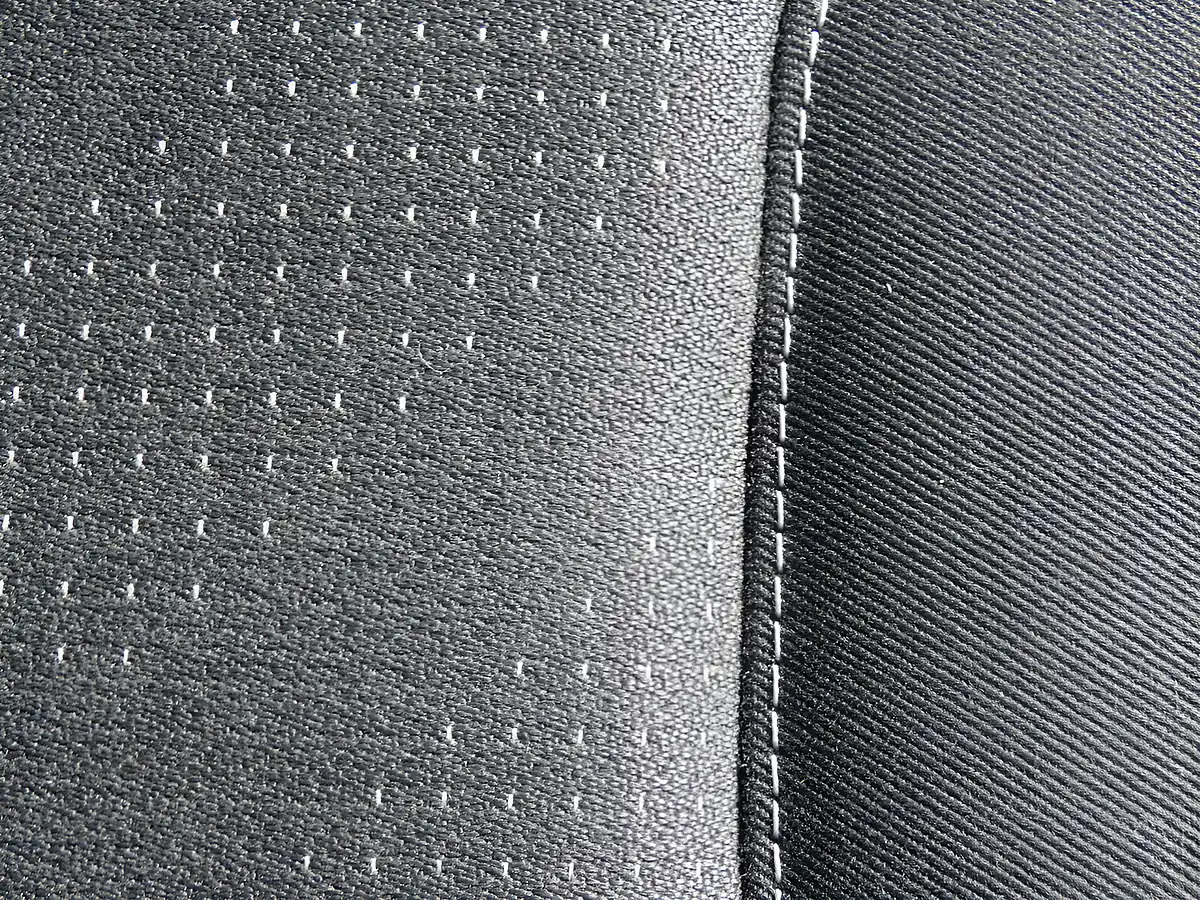 Used 2020 Ford Transit Courier Limited Silver - Interior and Exterior details 15