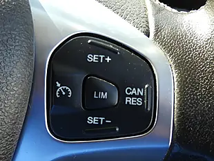 Used 2020 Ford Transit Courier Limited Silver - Interior and Exterior details 16