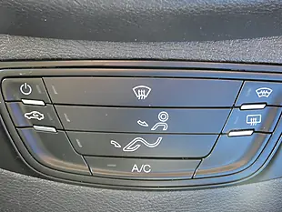 Used 2020 Ford Transit Courier Limited Silver - Interior and Exterior details 17