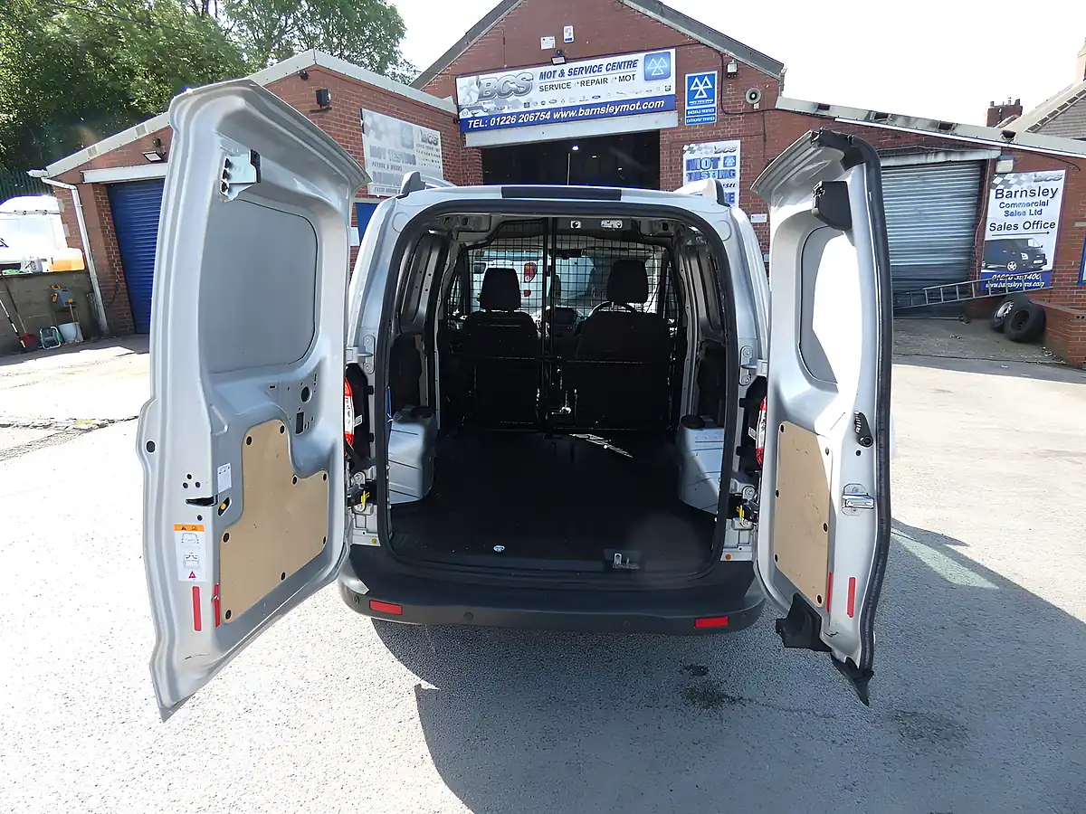 Used 2020 Ford Transit Courier Limited Silver - Interior and Exterior details 20
