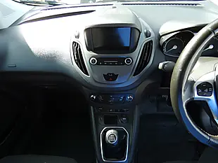 Used 2020 Ford Transit Courier Limited Silver - Interior and Exterior details 8