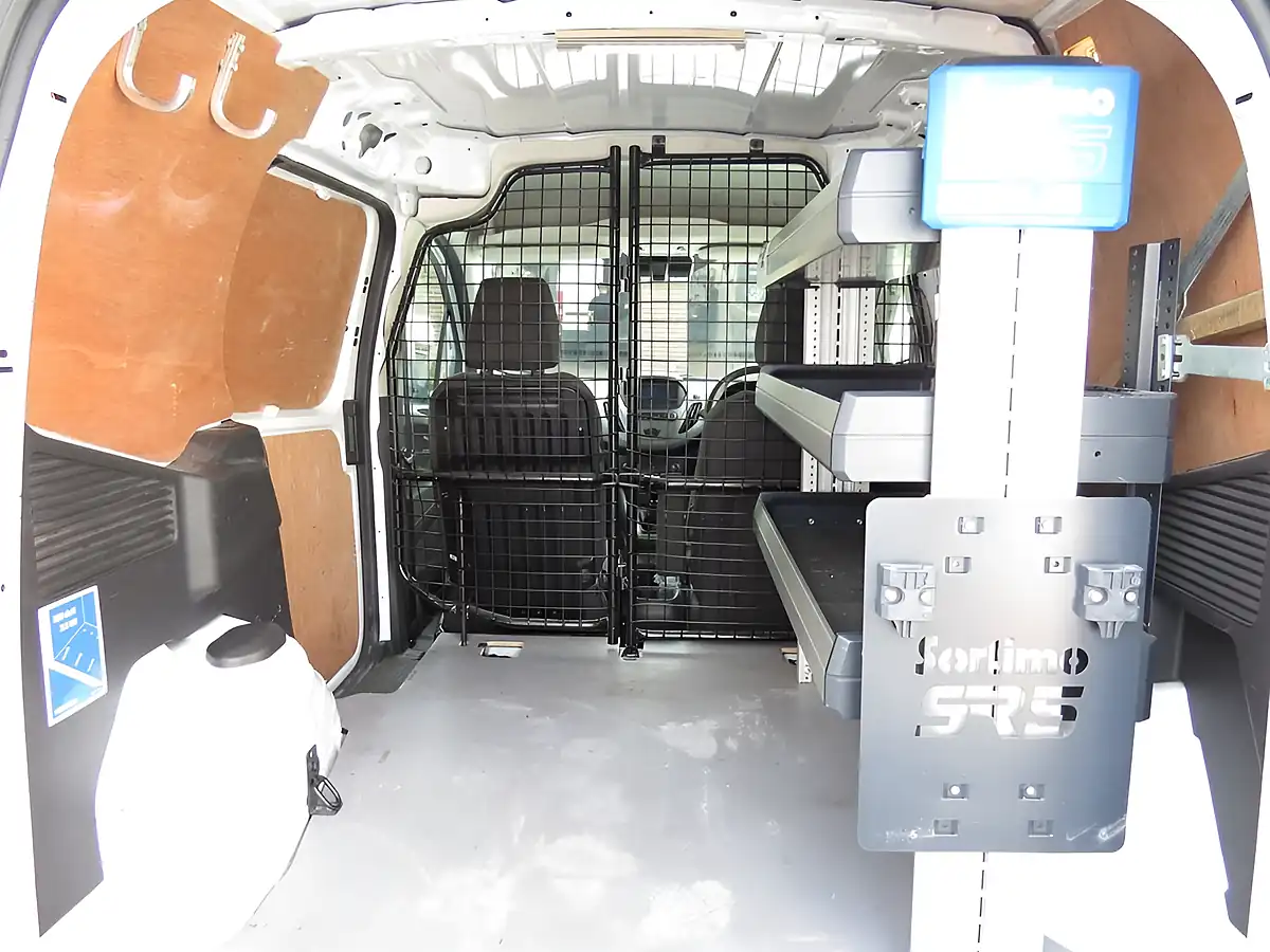 Used 2020 Ford Transit Courier Trend White - Interior and Exterior details 2
