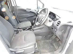Used 2020 Ford Transit Courier Trend White - Interior and Exterior details 3