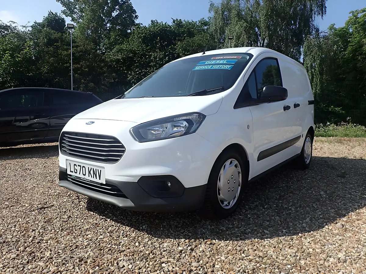 Used 2020 Ford Transit Courier Trend White - Interior and Exterior details 4