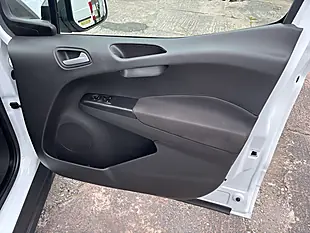 Used 2020 Ford Transit Courier Trend White - Interior and Exterior details 11