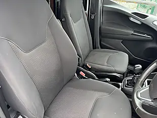 Used 2020 Ford Transit Courier Trend White - Interior and Exterior details 12