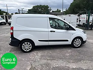 Used 2020 Ford Transit Courier Trend White - Interior and Exterior details 4