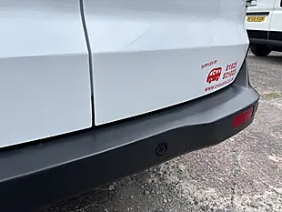 Used 2020 Ford Transit Courier Trend White - Interior and Exterior details 8