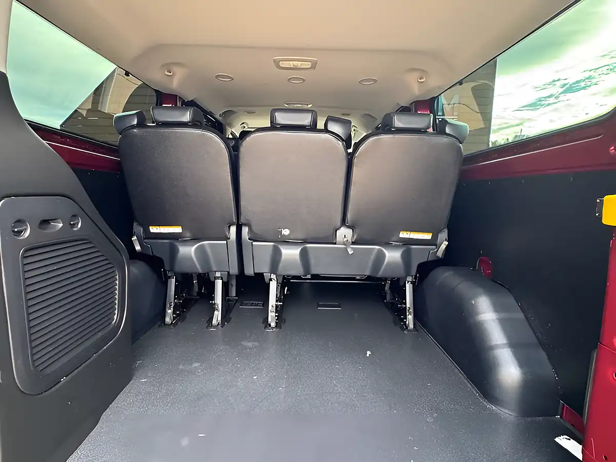 Used 2020 Ford Transit Custom 320 Leader Red - Interior and Exterior details 6
