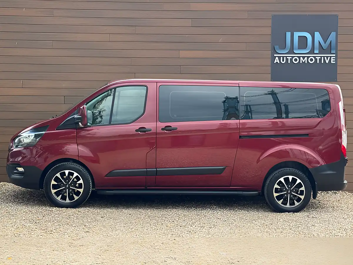 Used 2020 Ford Transit Custom 320 Leader Red - Interior and Exterior details 8