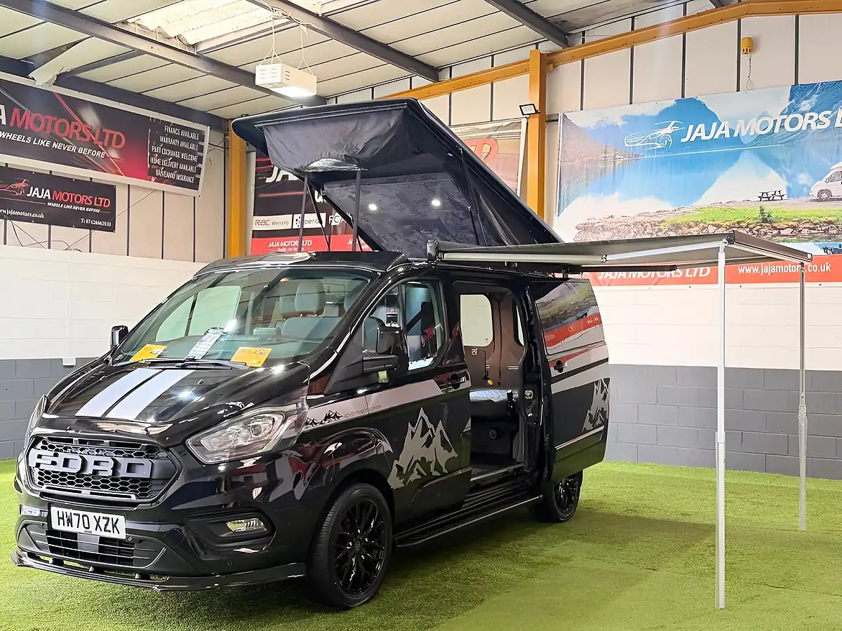 Used 2020 Ford Transit Custom Campervan Black - Front View