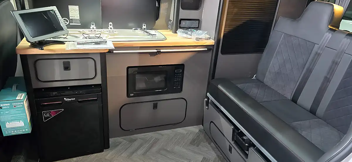 Used 2020 Ford Transit Custom Campervan White - Interior and Exterior details 14