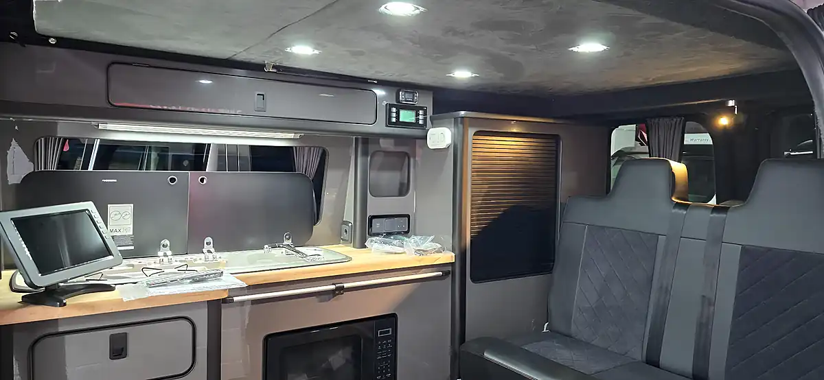 Used 2020 Ford Transit Custom Campervan White - Interior and Exterior details 3