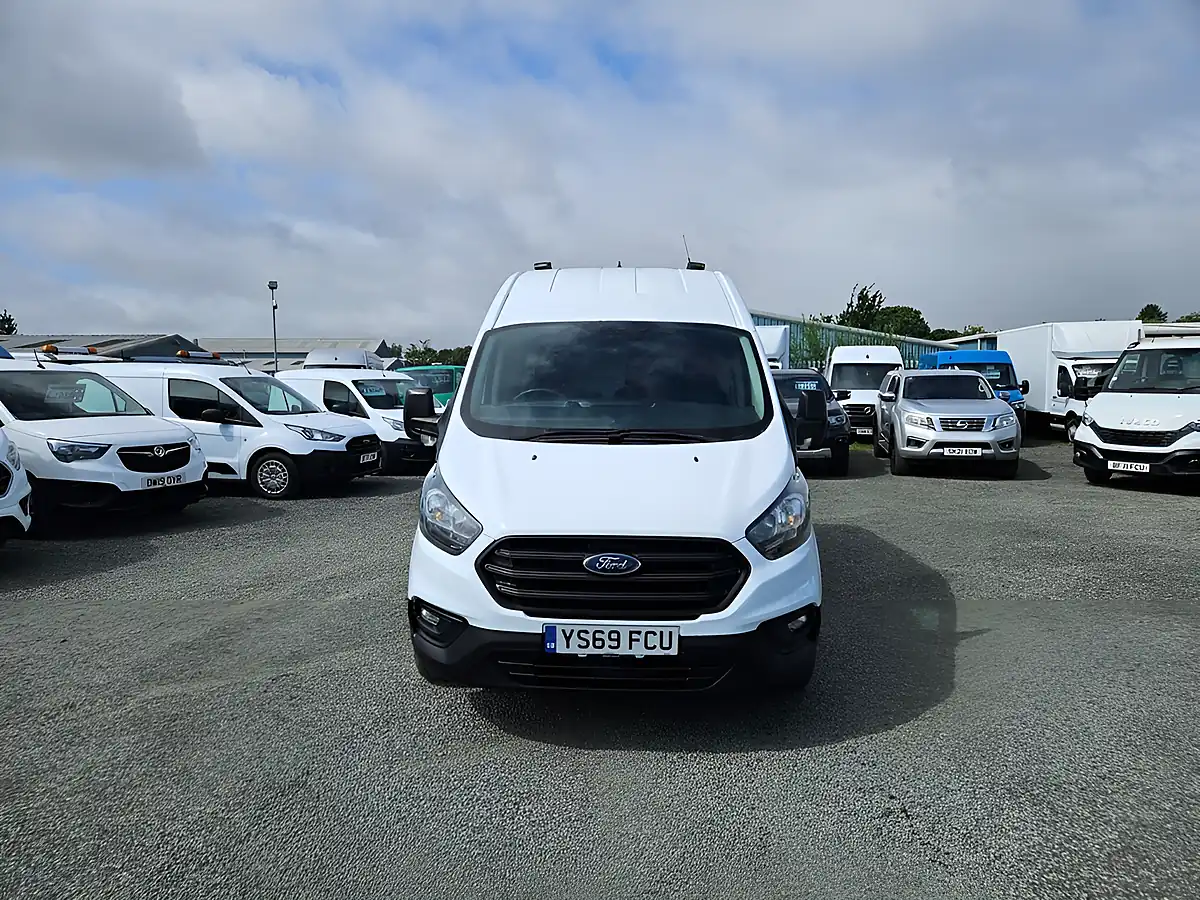 Used 2020 Ford Transit Custom Leader High Top White - Interior and Exterior details 3