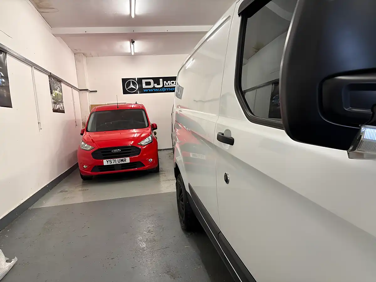 Used 2020 Ford Transit Custom Leader L1 H1 White - Interior and Exterior details 4