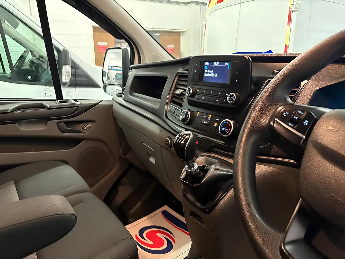 Used 2020 Ford Transit Custom Leader L1 H1 White - Interior and Exterior details 7