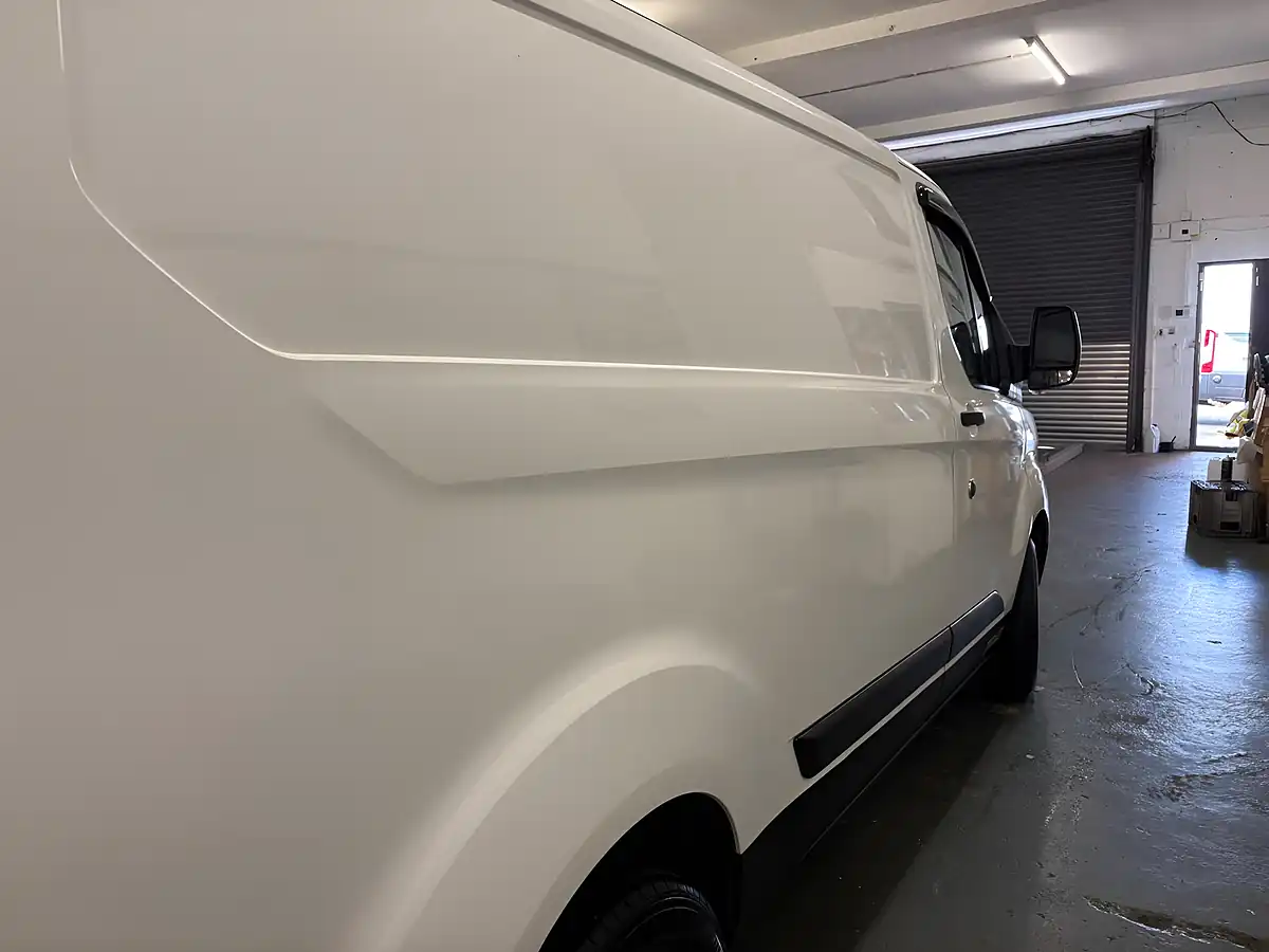 Used 2020 Ford Transit Custom Leader L1 H1 White - Interior and Exterior details 9