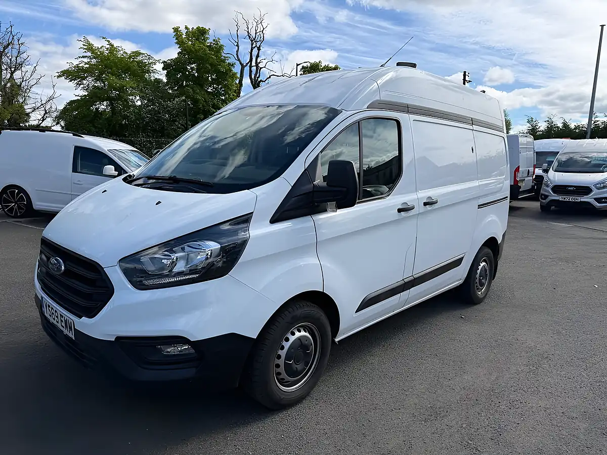 Used 2020 Ford Transit Custom Leader White - Front View