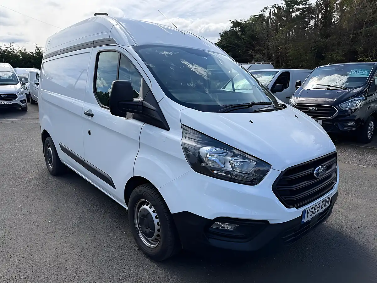 Used 2020 Ford Transit Custom Leader White - Interior and Exterior details 10