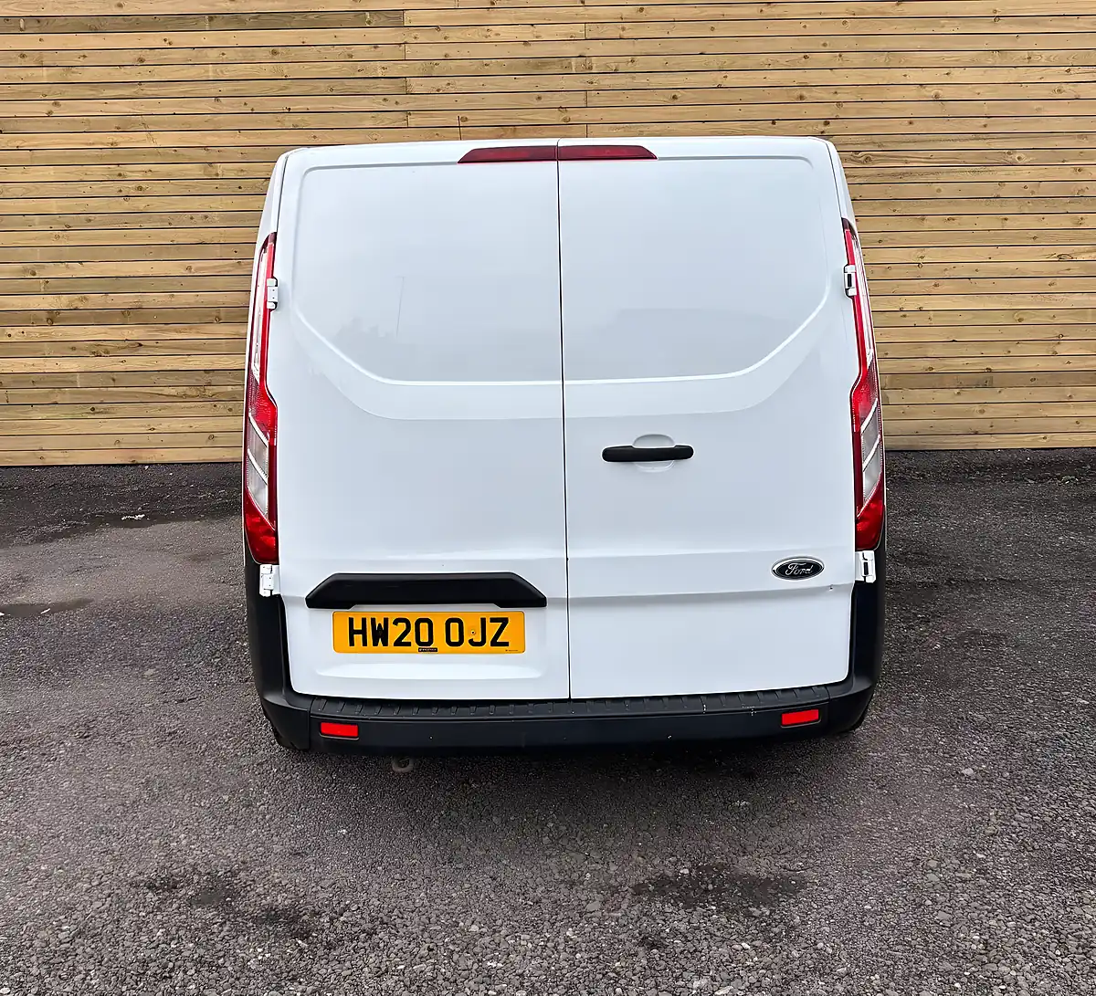 Used 2020 Ford Transit Custom Leader White - Interior and Exterior details 4