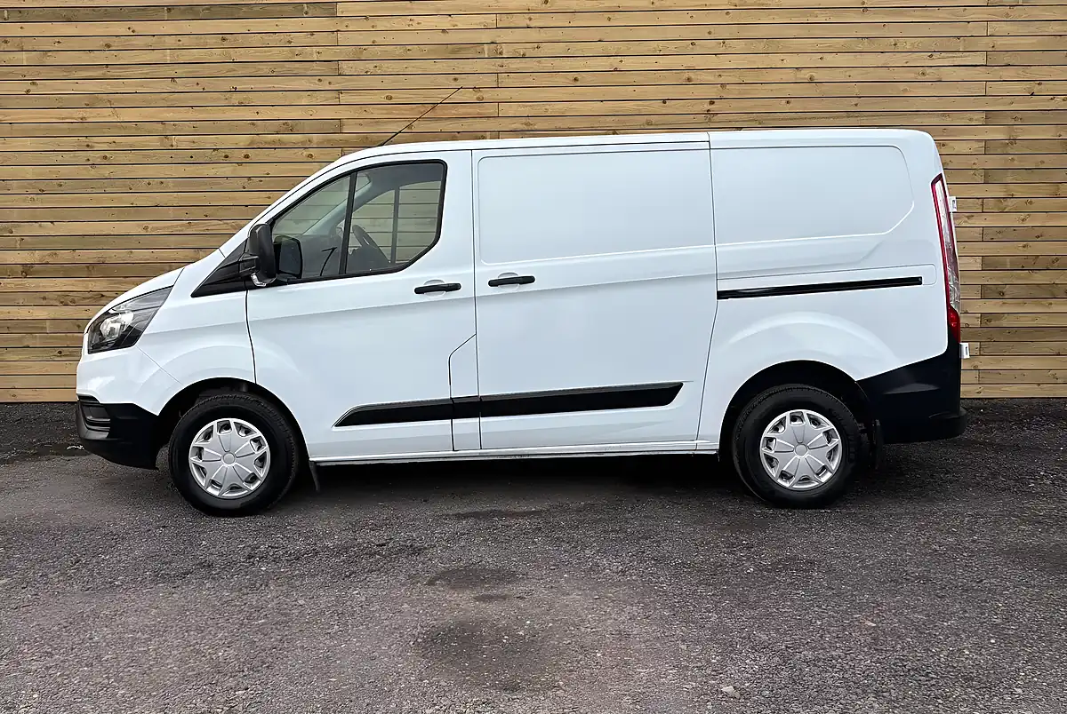 Used 2020 Ford Transit Custom Leader White - Interior and Exterior details 6