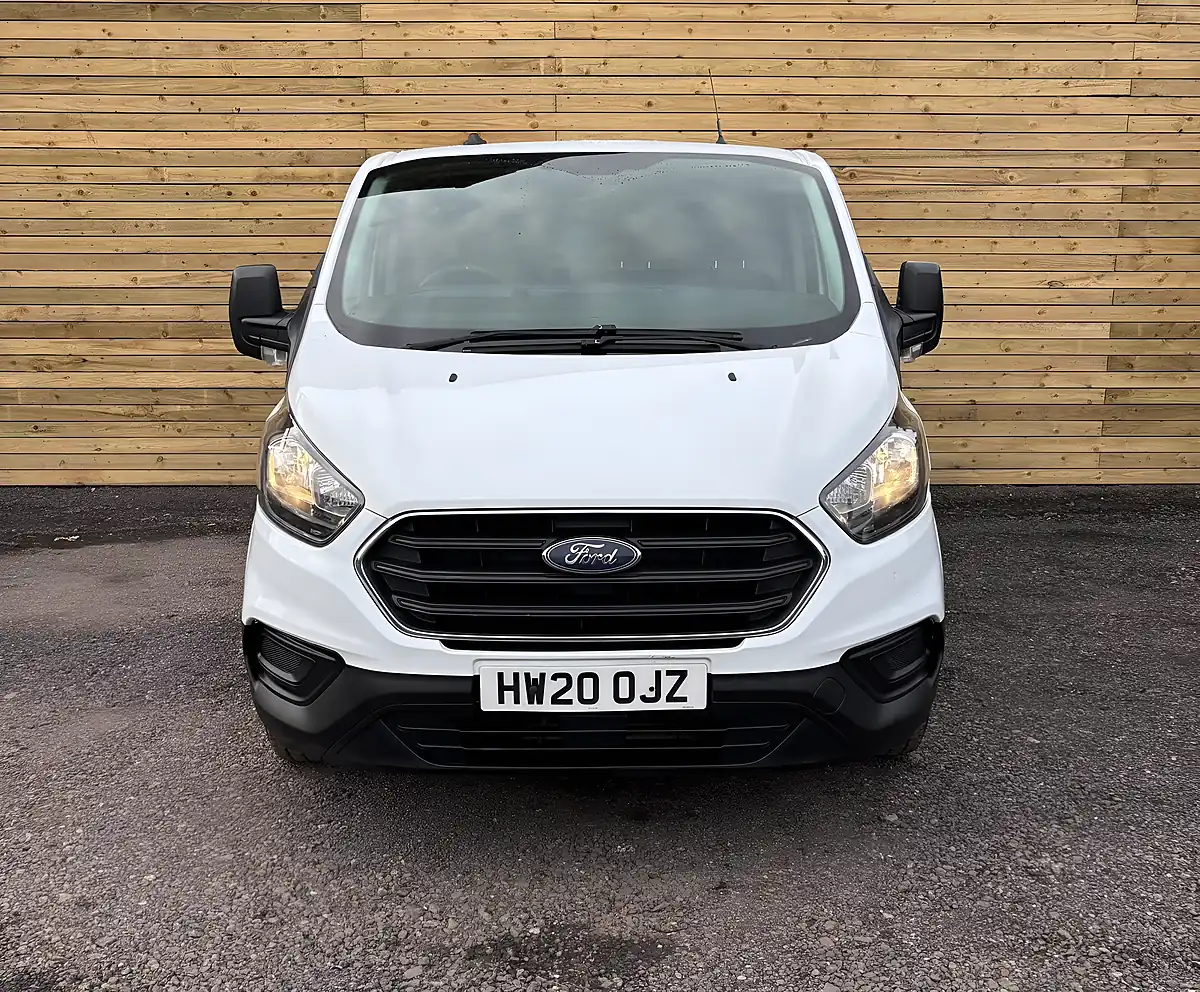 Used 2020 Ford Transit Custom Leader White - Interior and Exterior details 8