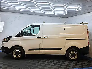 Used 2020 Ford Transit Custom Leader White - Interior and Exterior details 10