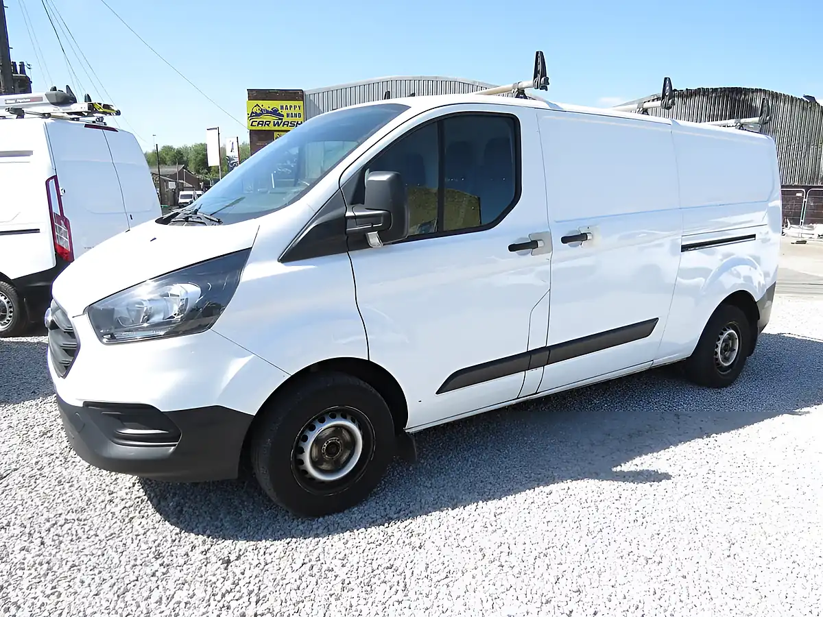Used 2020 Ford Transit Custom Leader White - Interior and Exterior details 4