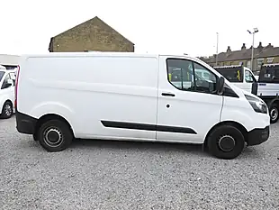 Used 2020 Ford Transit Custom Leader White - Interior and Exterior details 10