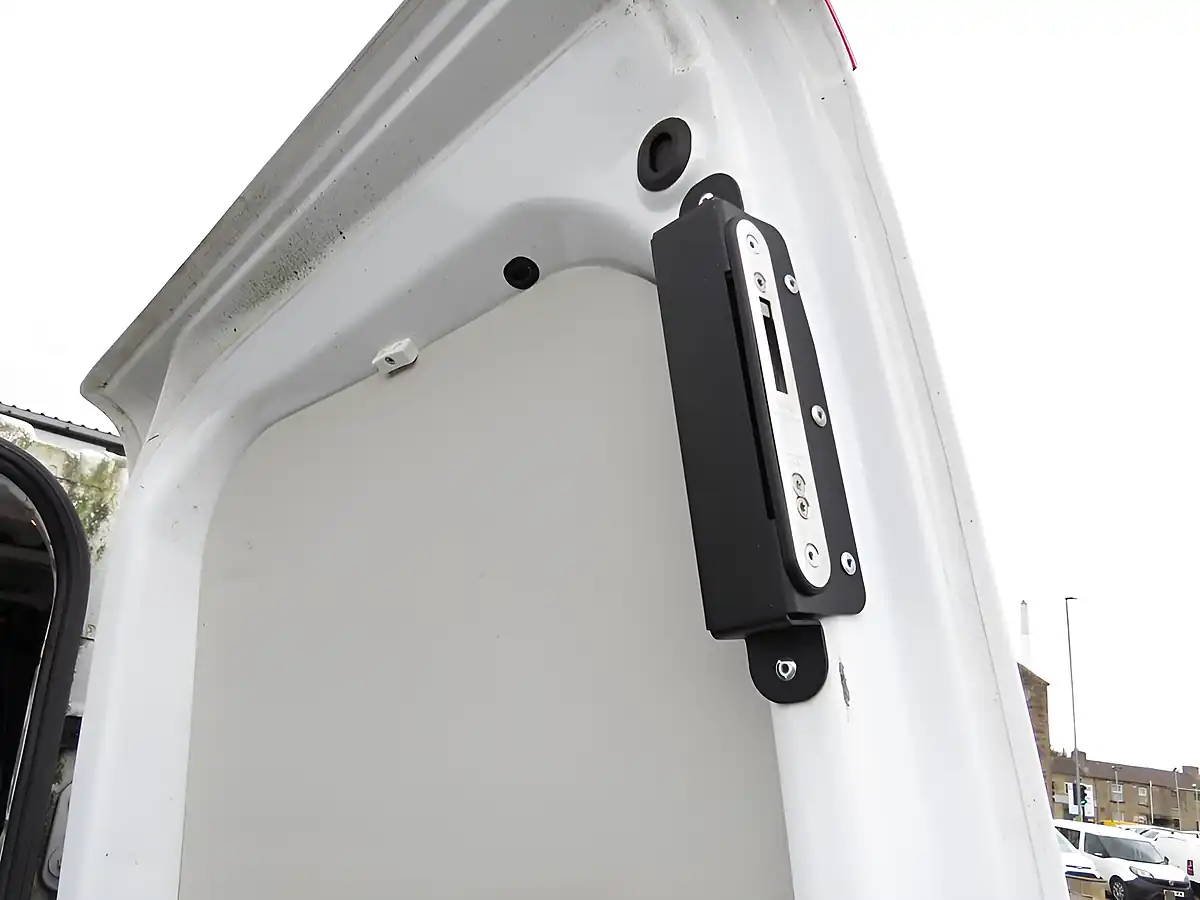 Used 2020 Ford Transit Custom Leader White - Interior and Exterior details 17
