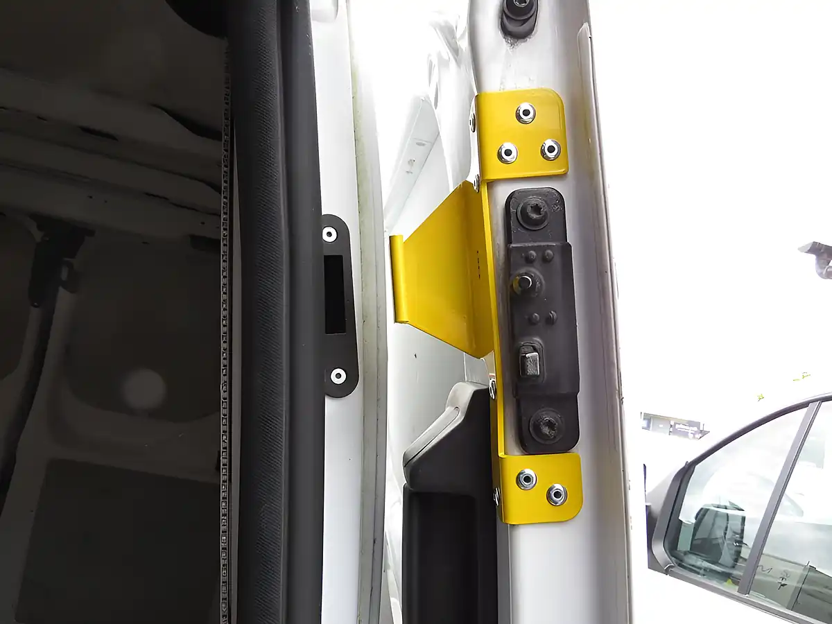 Used 2020 Ford Transit Custom Leader White - Interior and Exterior details 19