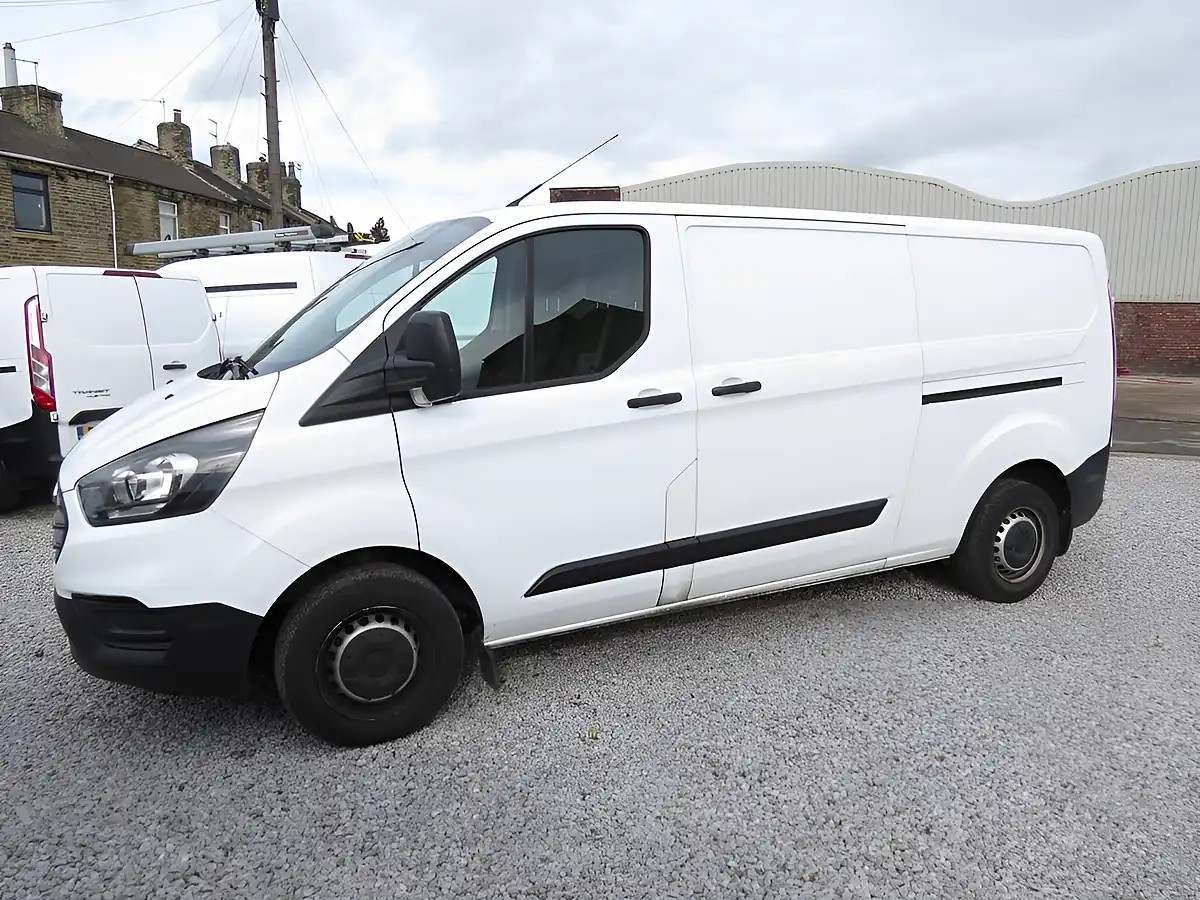 Used 2020 Ford Transit Custom Leader White - Interior and Exterior details 5