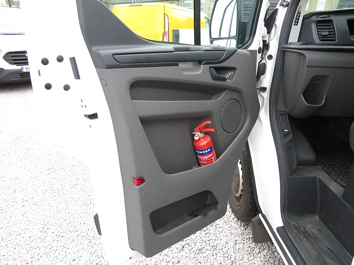 Used 2020 Ford Transit Custom Leader White - Interior and Exterior details 20
