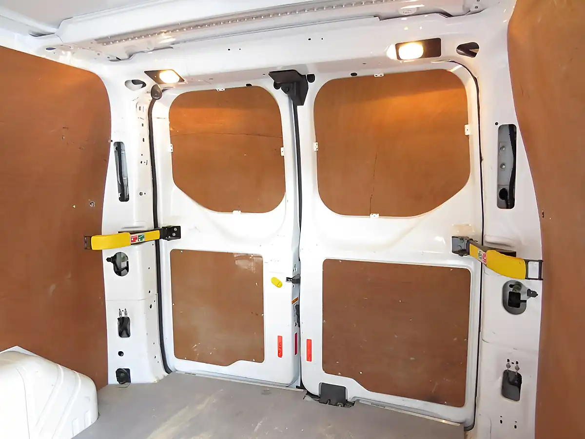 Used 2020 Ford Transit Custom Leader White - Interior and Exterior details 6