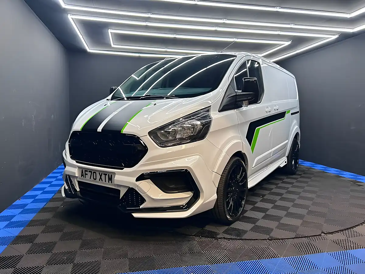 Used 2020 Ford Transit Custom Leader White - Interior and Exterior details 14