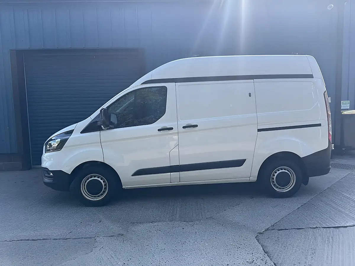 Used 2020 Ford Transit Custom Leader White - Interior and Exterior details 10