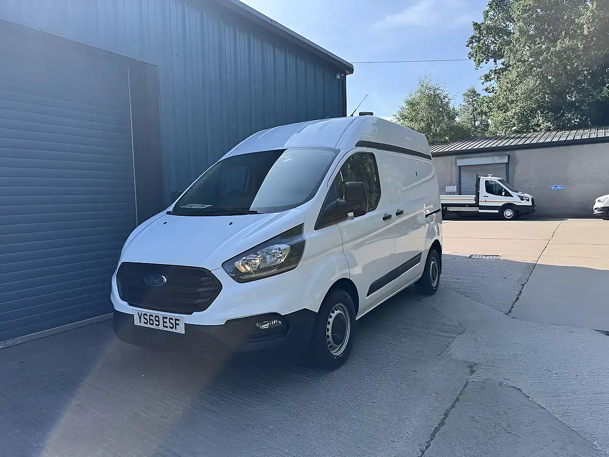 Used 2020 Ford Transit Custom Leader White - Interior and Exterior details 13