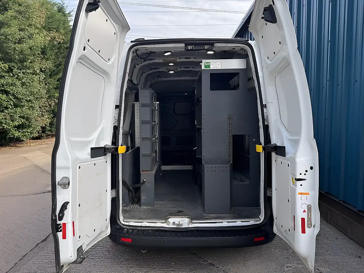 Used 2020 Ford Transit Custom Leader White - Interior and Exterior details 12