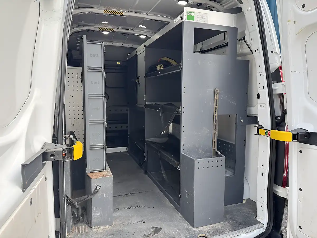 Used 2020 Ford Transit Custom Leader White - Interior and Exterior details 20