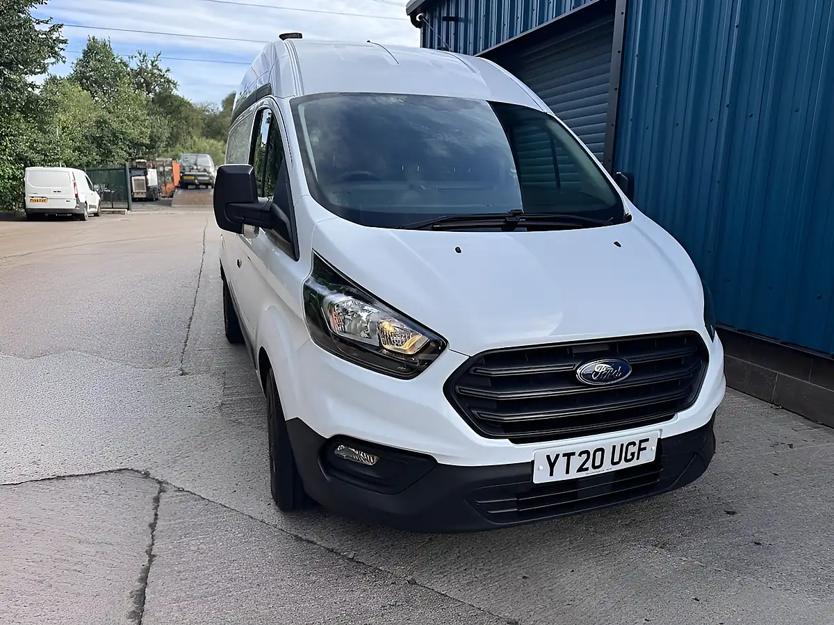 Used 2020 Ford Transit Custom Leader White - Interior and Exterior details 4