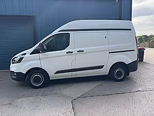 Used 2020 Ford Transit Custom Leader White - Interior and Exterior details 7