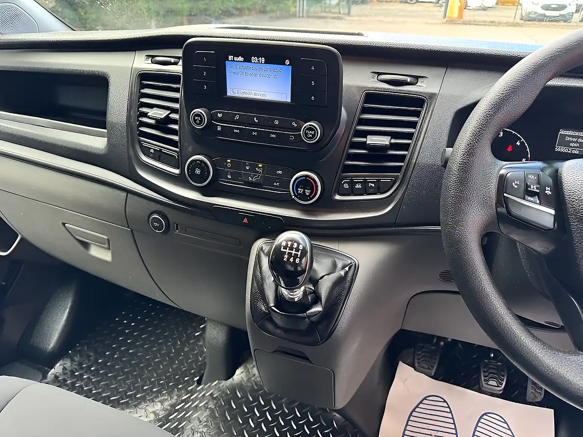 Used 2020 Ford Transit Custom Leader White - Interior and Exterior details 15