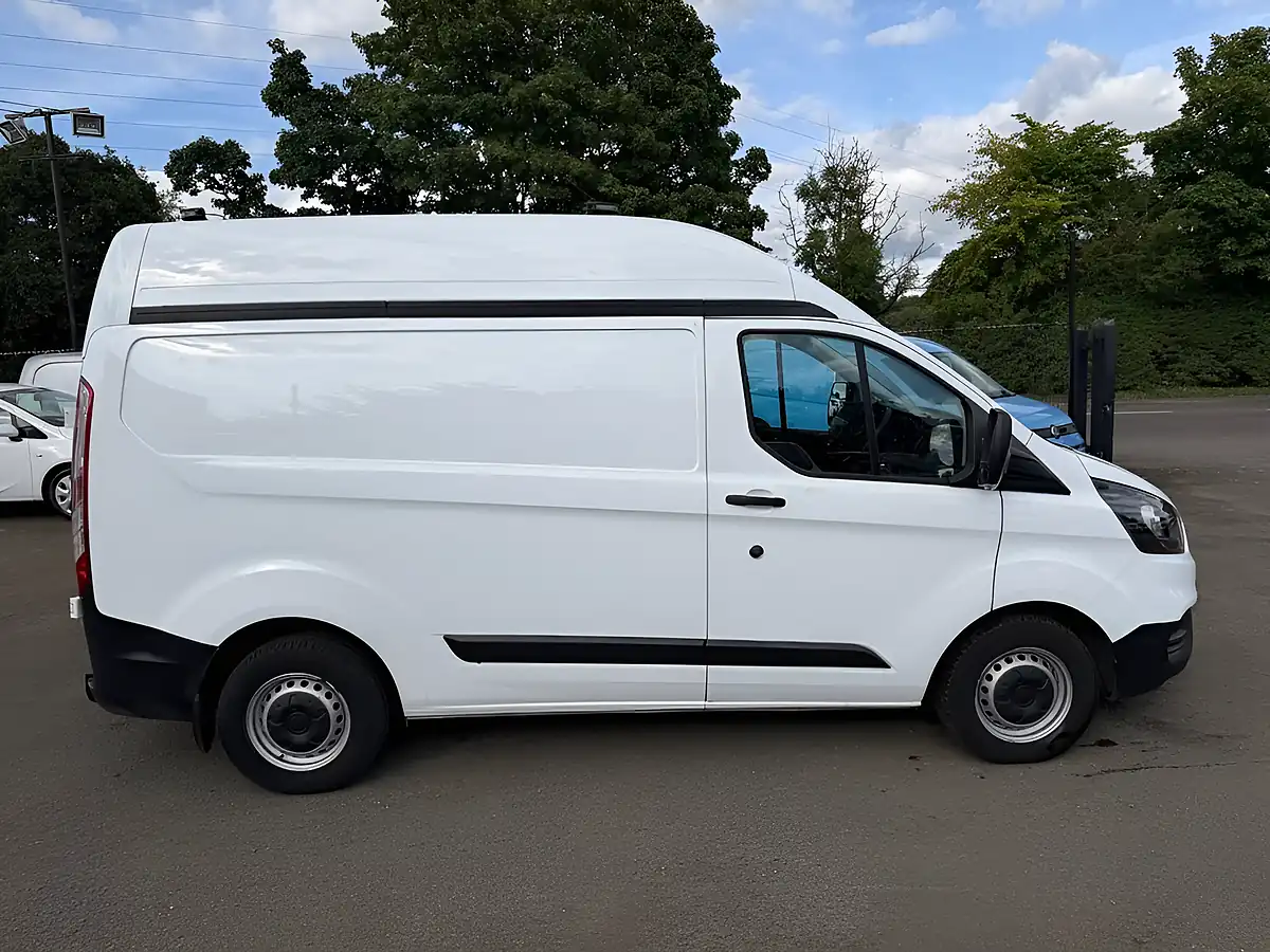 Used 2020 Ford Transit Custom Leader White - Interior and Exterior details 5